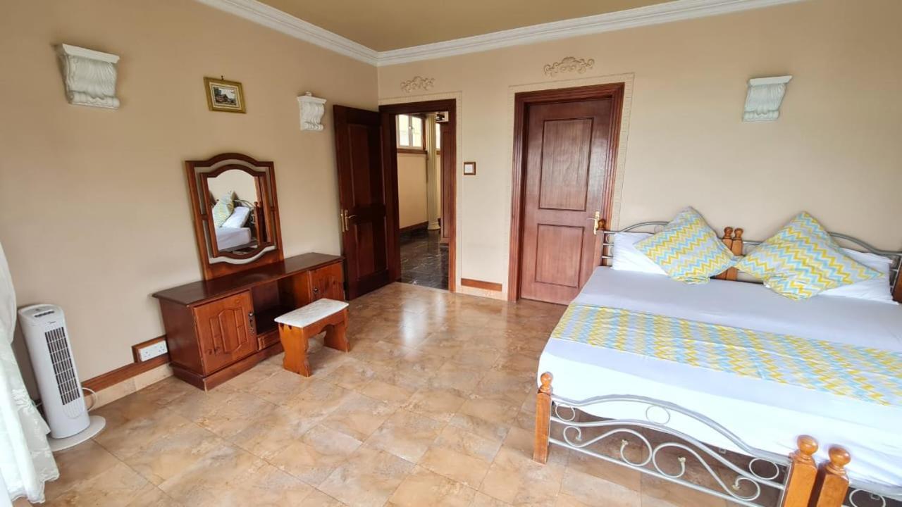 Beachfront Penthouse With Panoramic Ocean View Grand Baie Exterior photo